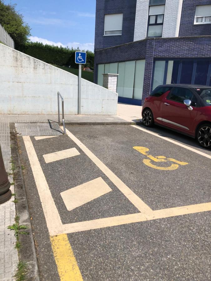 Piso Con Garaje En Avilés Екстериор снимка